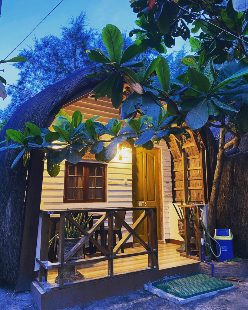 SMALL BEACH HUT – Promised Land Beach Resort